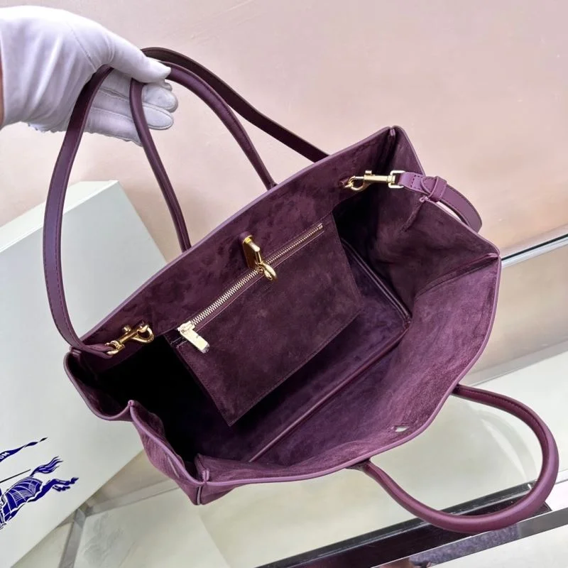 Burberry Top Handle Bags SmartChoice 37852