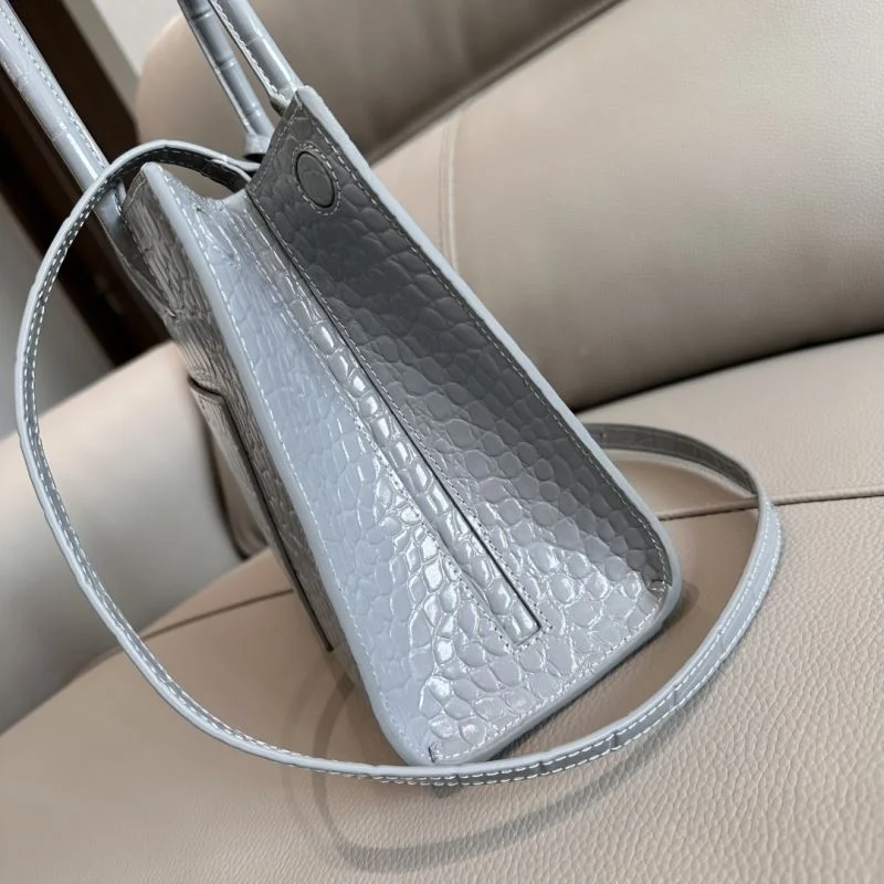 Burberry Top Handle Bags FlexibleFit 37862