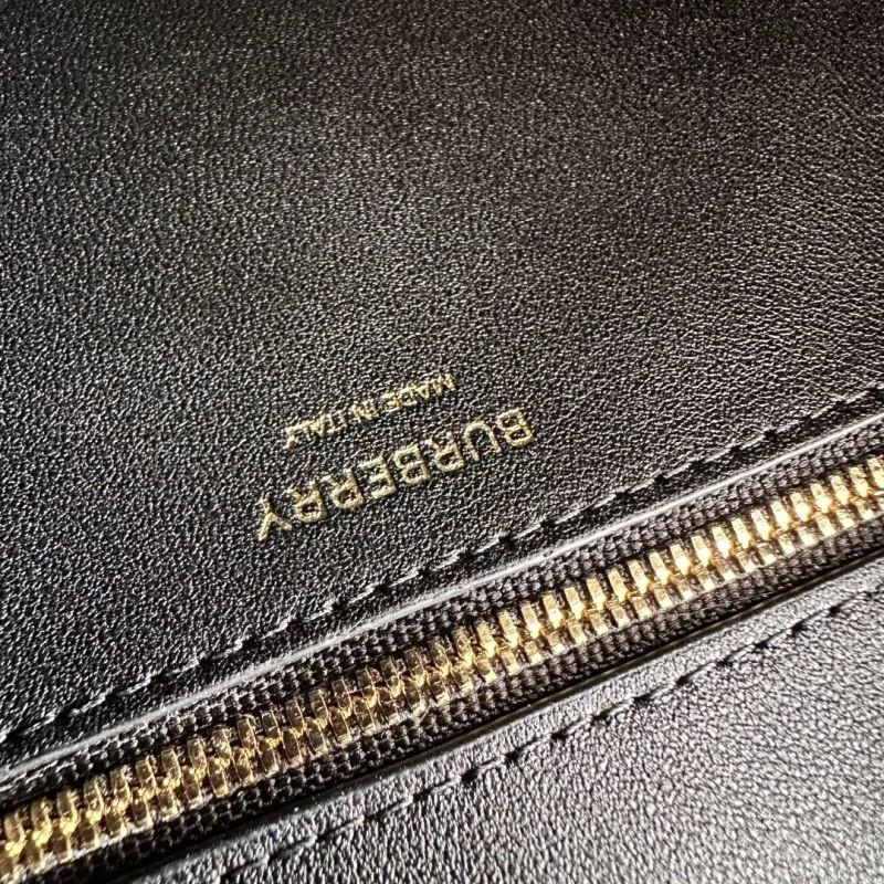 UrbanChic Burberry Top Handle Bags 37844