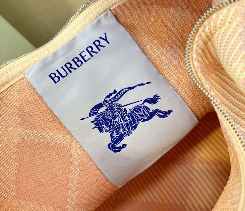 Burberry Top Handle Bags Lightweight 37834