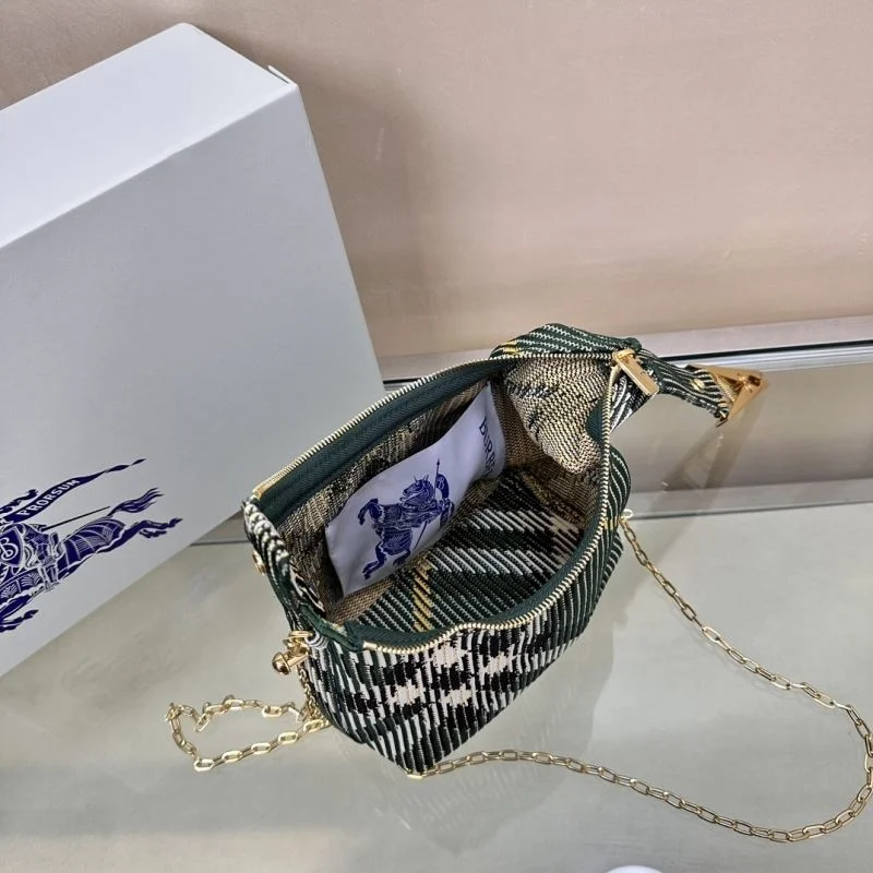 ZipUp Burberry Top Handle Bags 37827