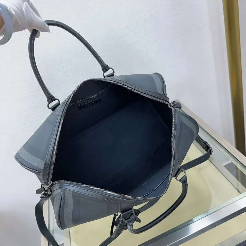AllSeason Burberry Travel Bags 37804