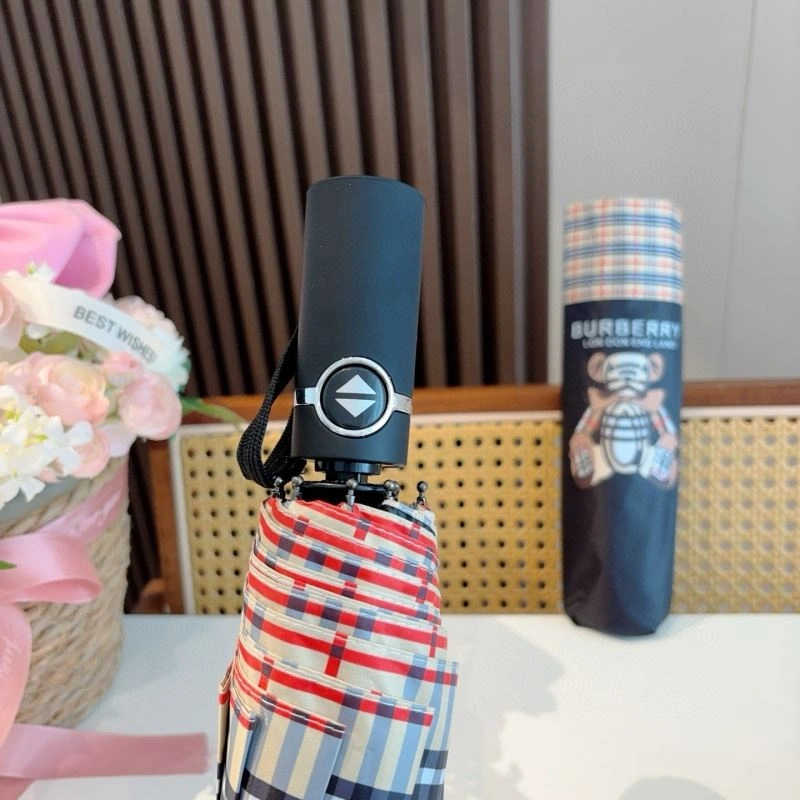 Effortless Burberry Umbrella 275043