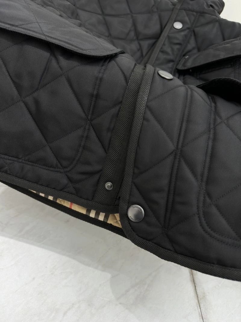 Breathable Burberry Vest 105032