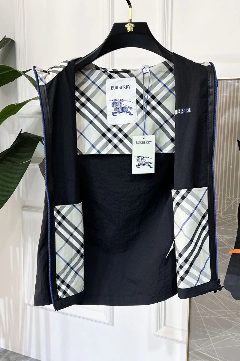 Burberry Vest Timeless 101317