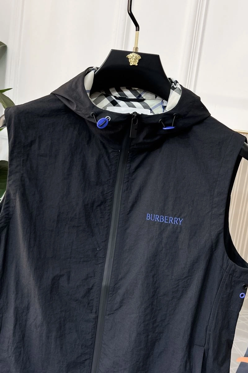 Burberry Vest Timeless 101317
