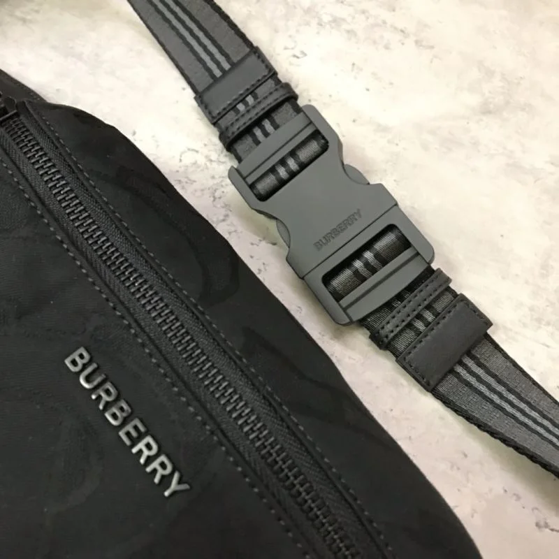 Burberry Waist Chest Packs OdorResistant 51632