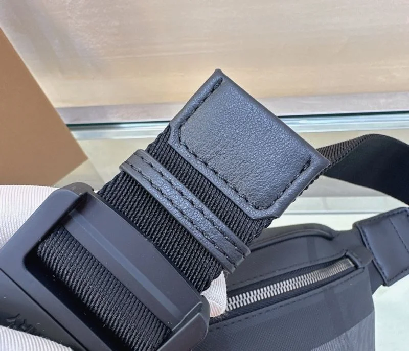Burberry Waist Chest Packs MoistureWicking 37829
