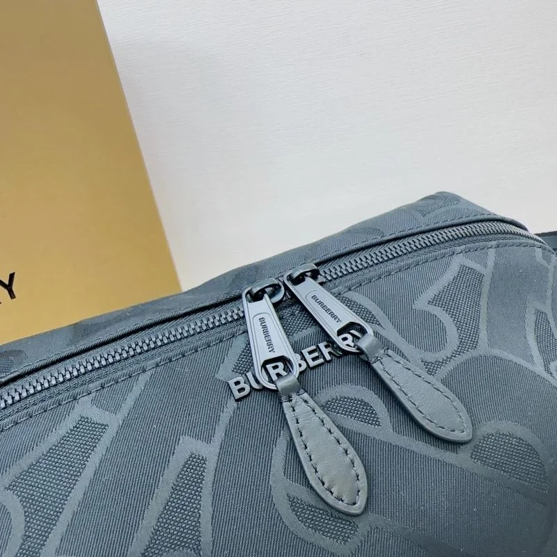 Burberry Waist Chest Packs WaterResistant 37805