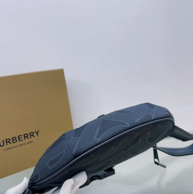 Burberry Waist Chest Packs WaterResistant 37805