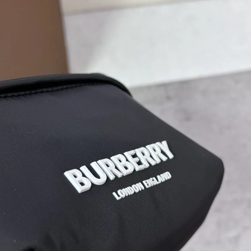 Burberry Waist Chest Packs FreshLook 37801