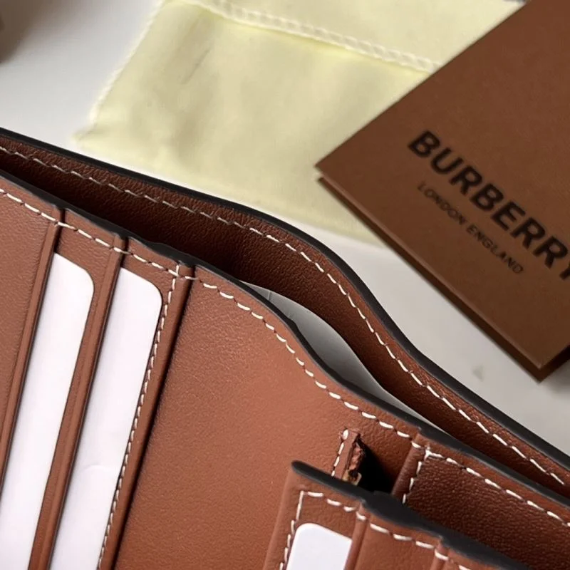 Burberry Wallets Purse Functional 51619