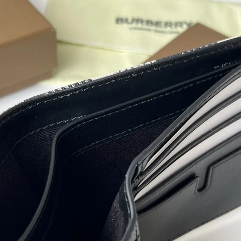Burberry Wallets Purse EasyMatch 37822