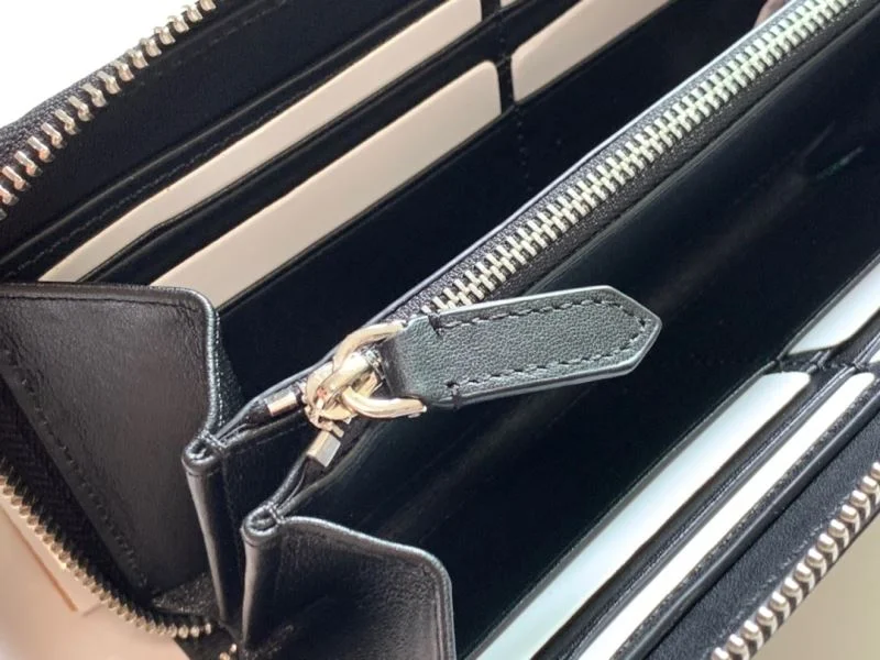Durable Burberry Wallets Purse 37817