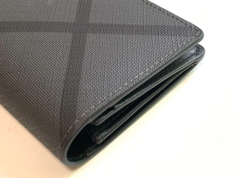WaterResistant Burberry Wallets Purse 37823