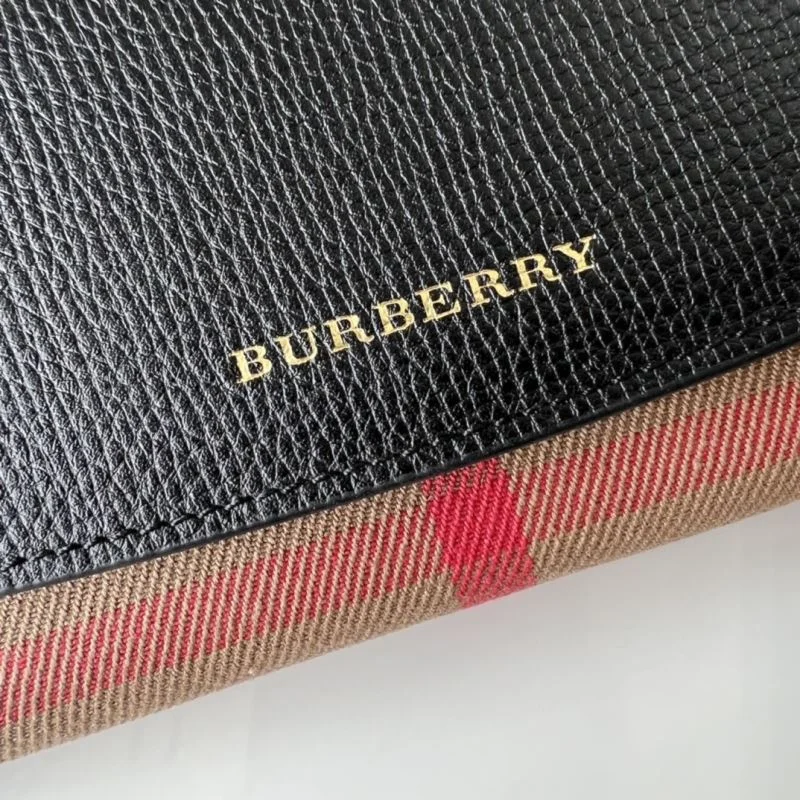 Burberry Wallets Purse Breathable 37789