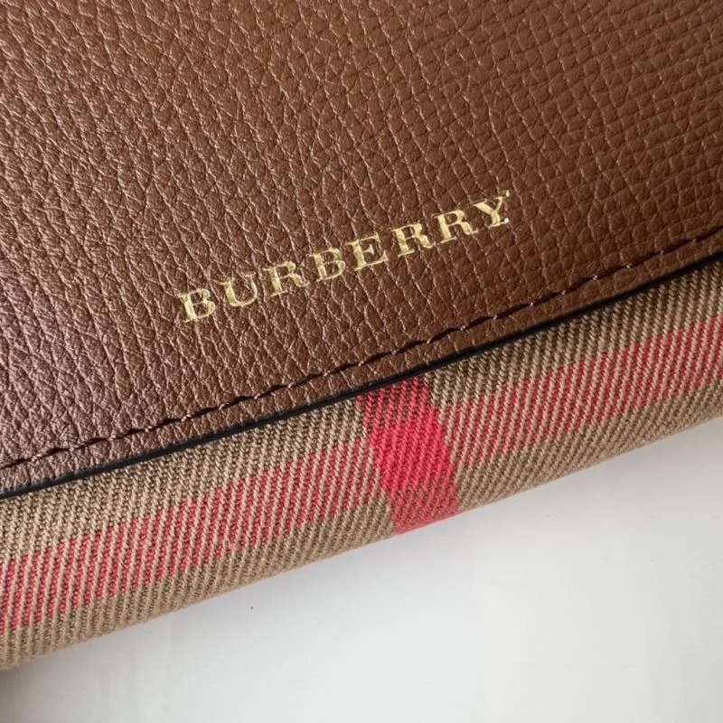 Burberry Wallets Purse Durable 37787