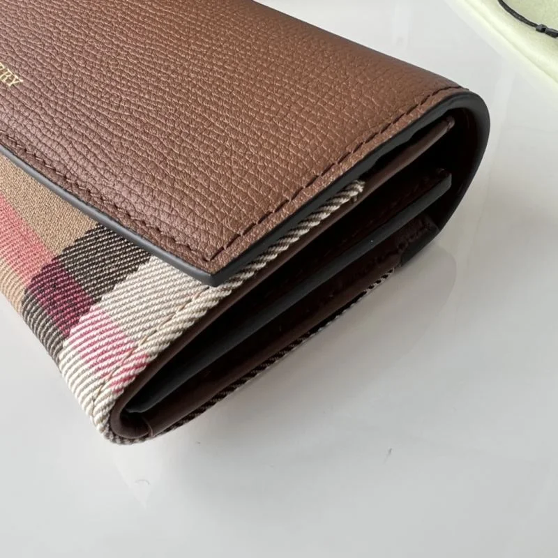 Burberry Wallets Purse Durable 37787