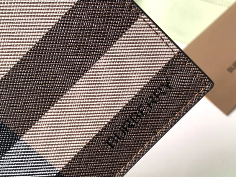 Resilient Burberry Wallets Purse 37781
