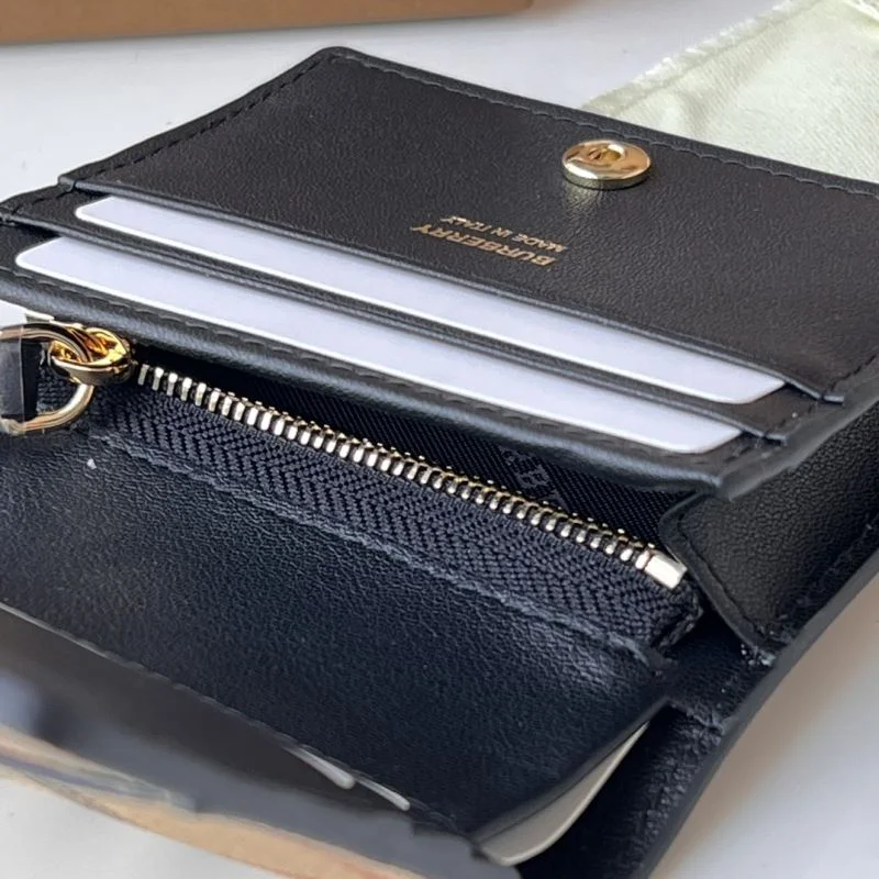 Snug Burberry Wallets Purse 37771