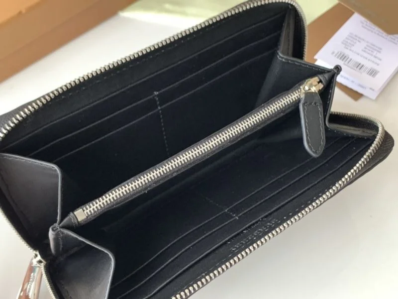 Burberry Wallets Purse Snug 37779