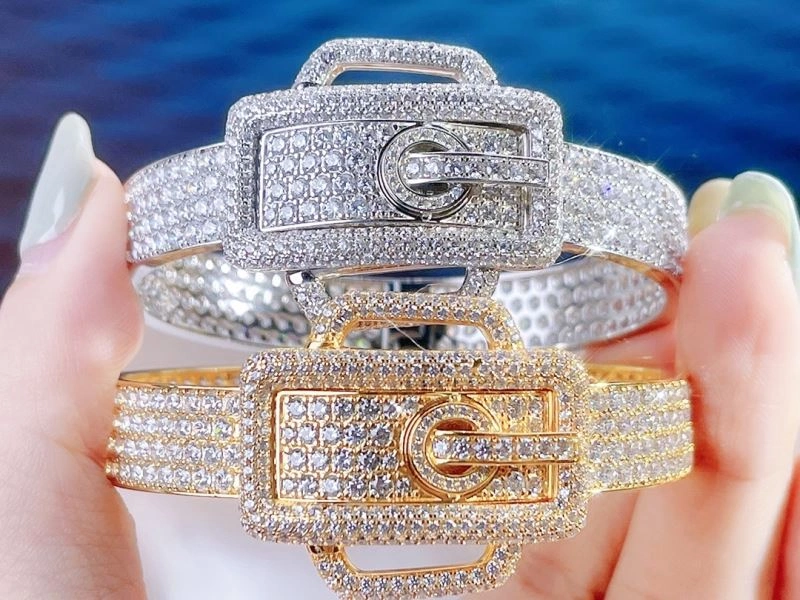 Versatile Bvlgari Bracelets 216913