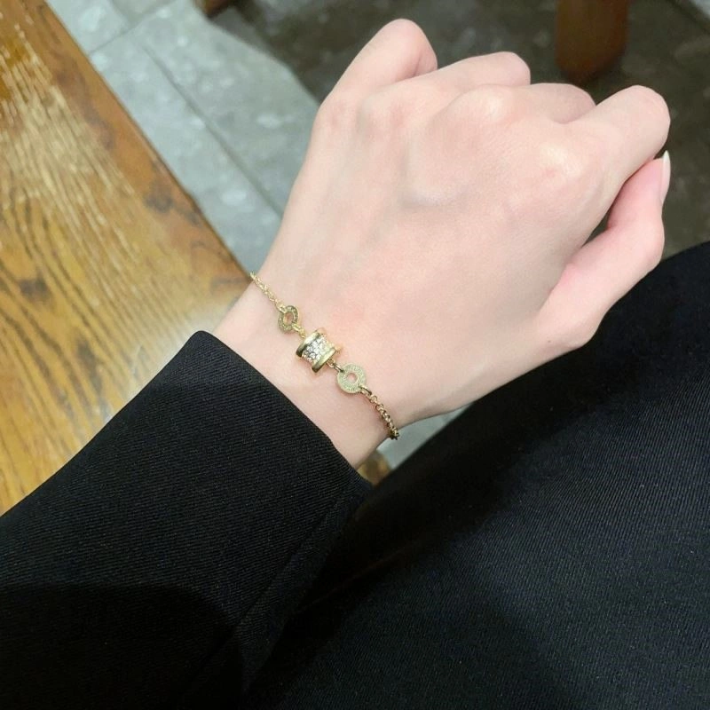 Minimalist Bvlgari Bracelets 216293