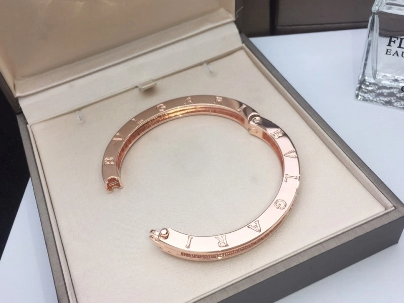 Bvlgari Bracelets Stylish 215937