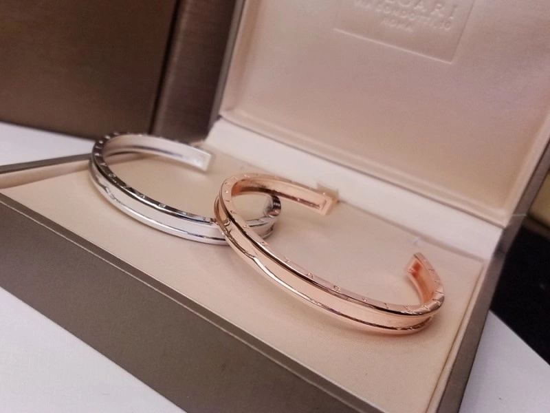 Practical Bvlgari Bracelets 215910