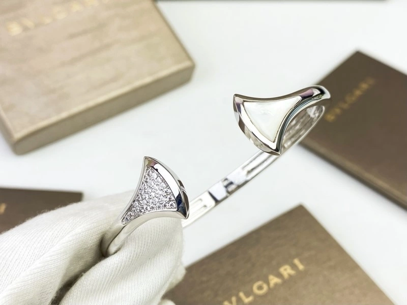 GoAnywhere Bvlgari Bracelets 215915