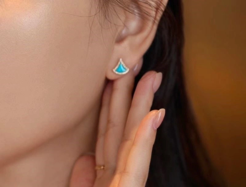Sophisticated Bvlgari Earrings 216247