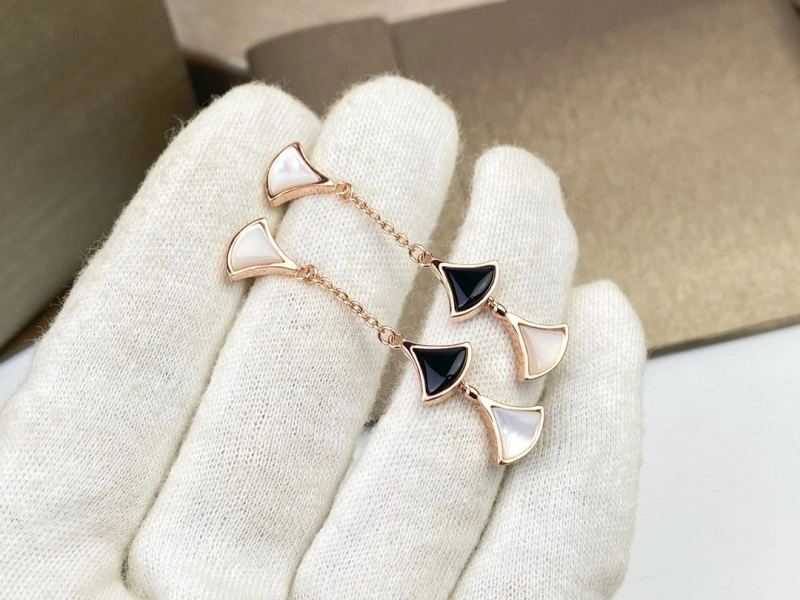 Premium Bvlgari Earrings 215885