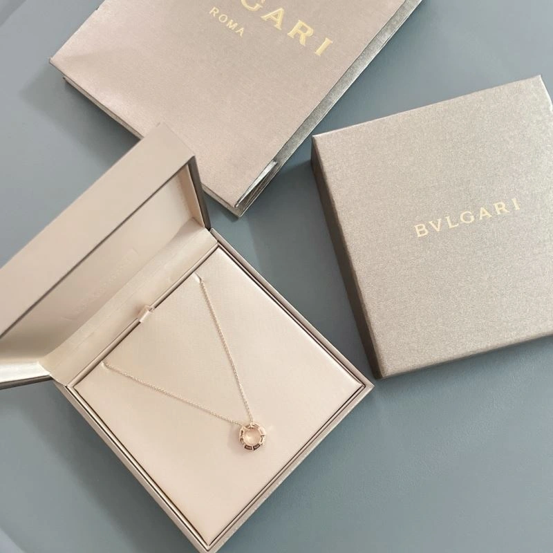 Unisex Bvlgari Necklaces 216795