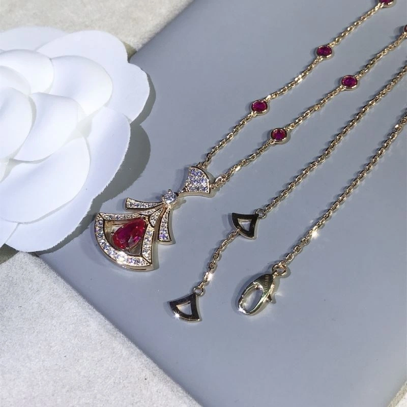 Comfortable Bvlgari Necklaces 216736