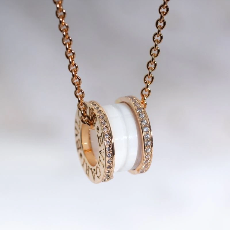 Tailored Bvlgari Necklaces 216734