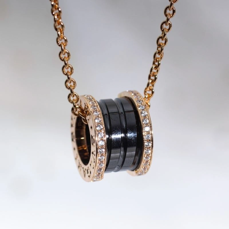Bvlgari Necklaces UrbanStyle 216730