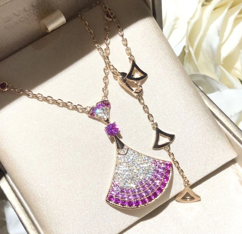 Sustainable Bvlgari Necklaces 216739
