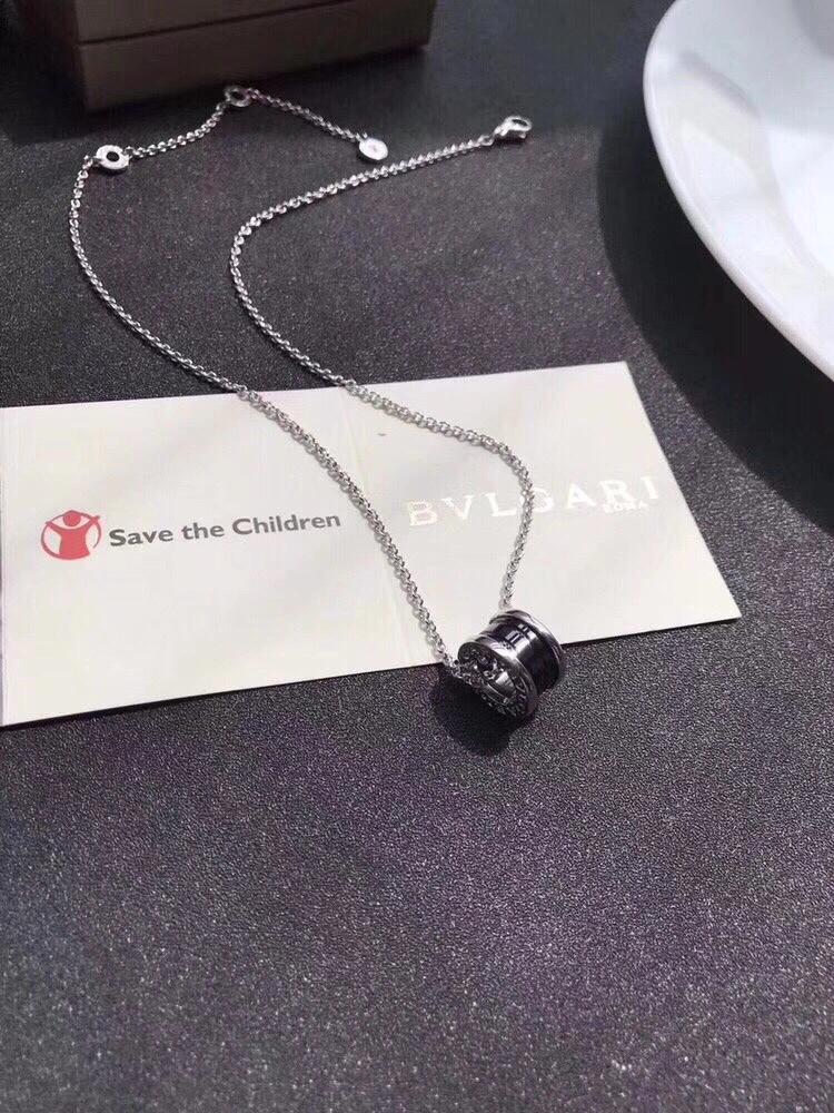 Versatile Bvlgari Necklaces 216888