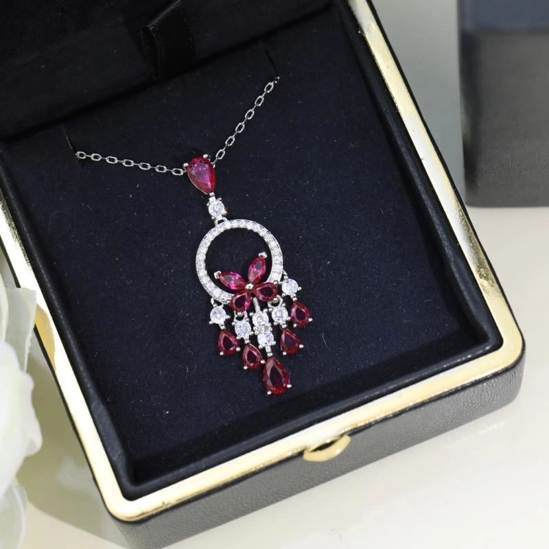 Bvlgari Necklaces Sophisticated 216878