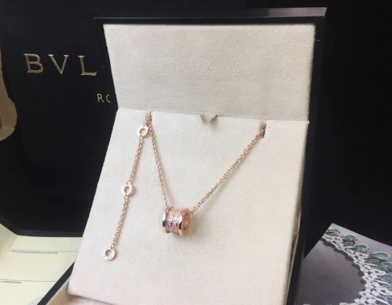 Bold Bvlgari Necklaces 216866