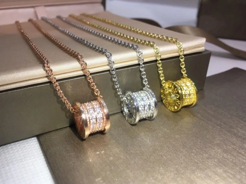 Bold Bvlgari Necklaces 216866