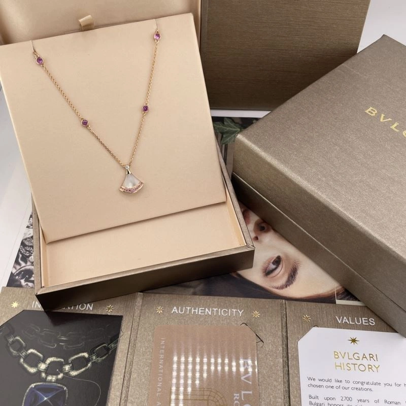 FastDry Bvlgari Necklaces 216680