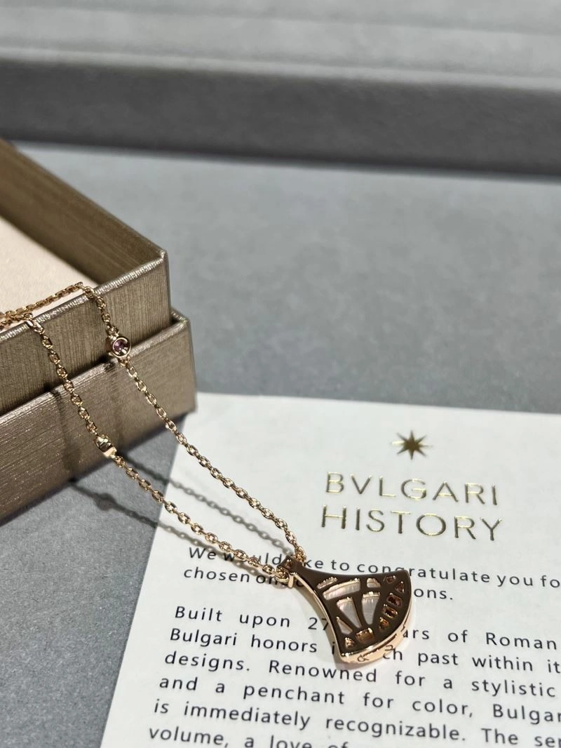 Bvlgari Necklaces Affordable 216657