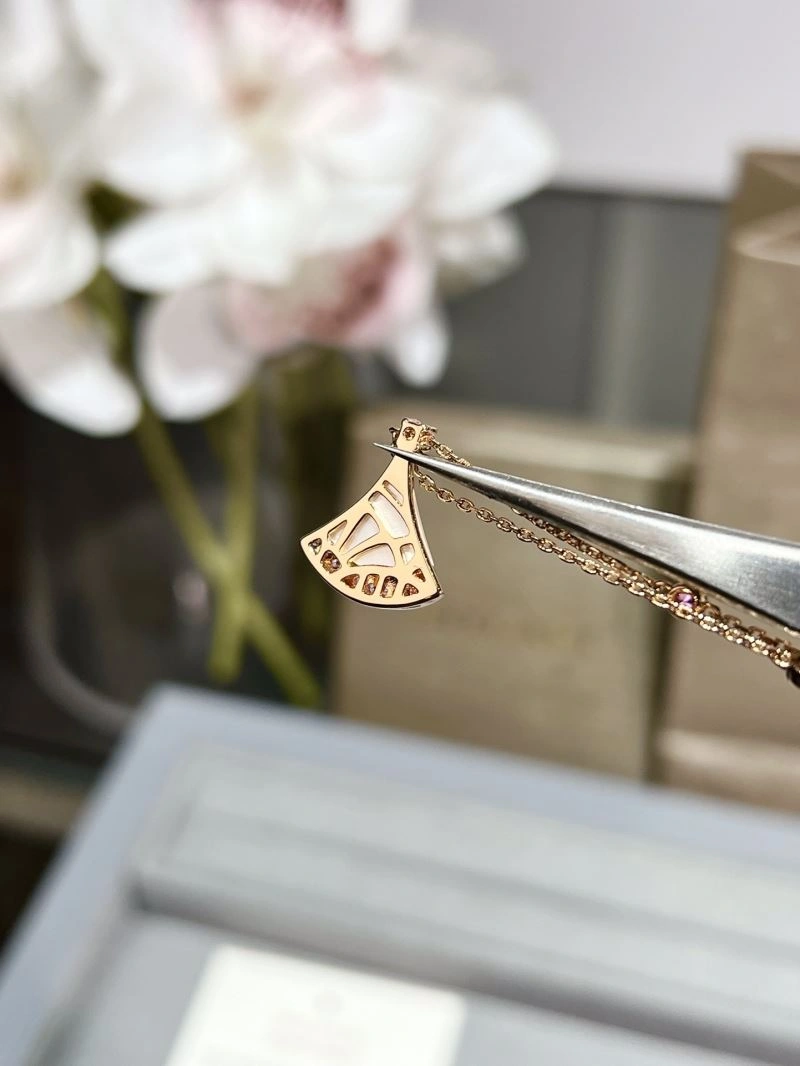 Bvlgari Necklaces Affordable 216657