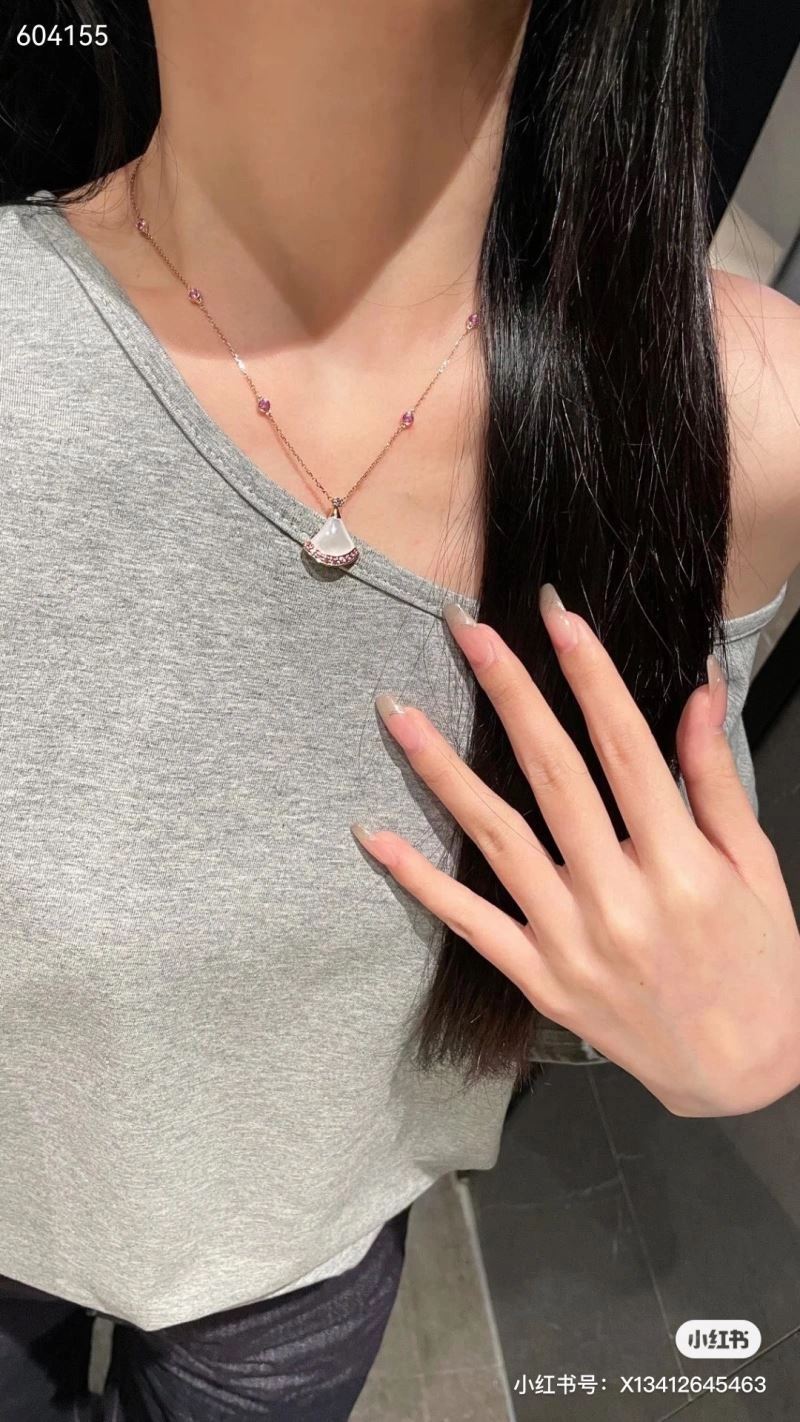 Bvlgari Necklaces Affordable 216657