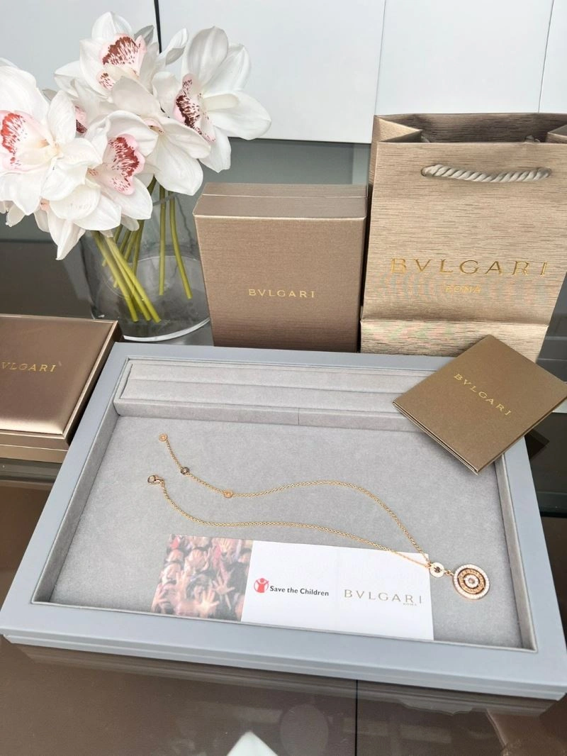 WeatherProof Bvlgari Necklaces 216562