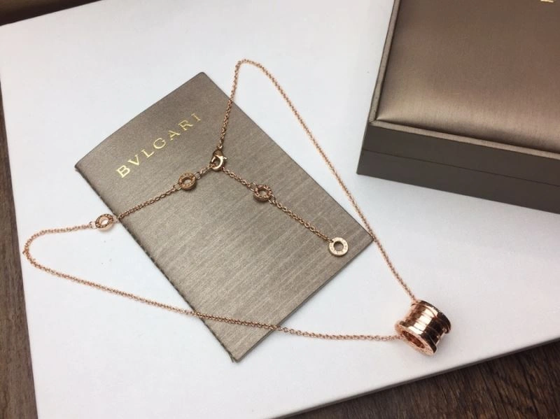 Compact Bvlgari Necklaces 216545