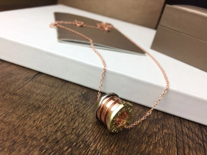 Compact Bvlgari Necklaces 216545
