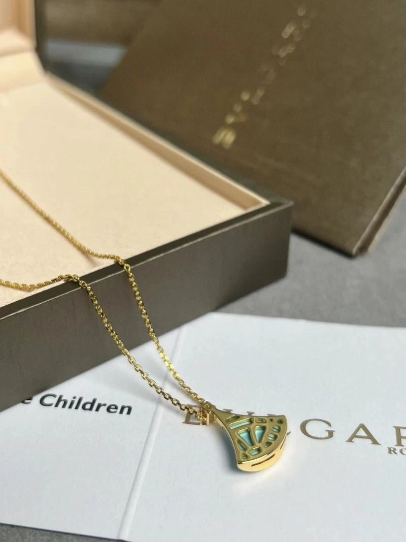 Bvlgari Necklaces Affordable 216371