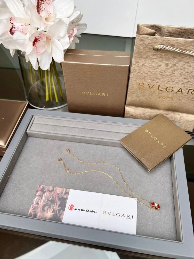 Bvlgari Necklaces Practical 216434